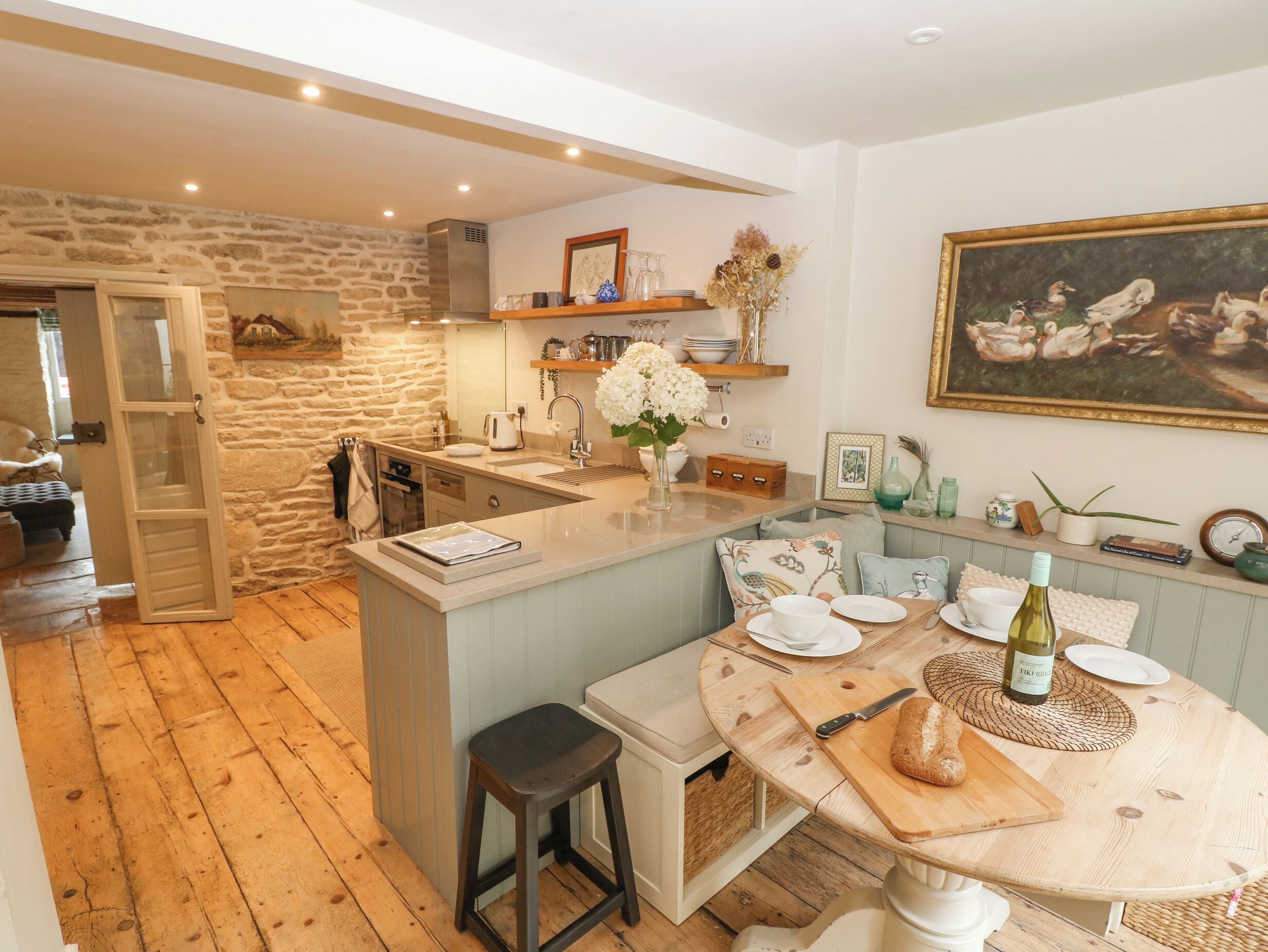 村舍 | 私人厨房 | 洗碗机、厨具/餐具