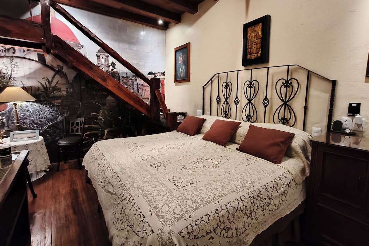 Junior Suite | 2 bedrooms, premium bedding, down duvets, pillow-top beds