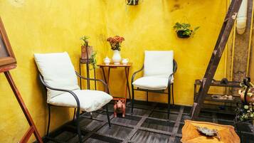 Classic Room, Corner | Terrace/patio