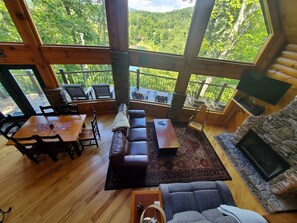 Smart TV, fireplace, DVD player, video library - Feels Like Home "Lake front" Lake Watauga in the TN Hills (Butler)