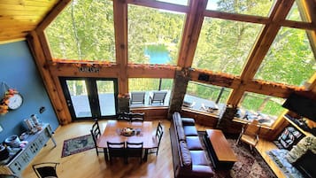 Smart TV, fireplace, DVD player, video library