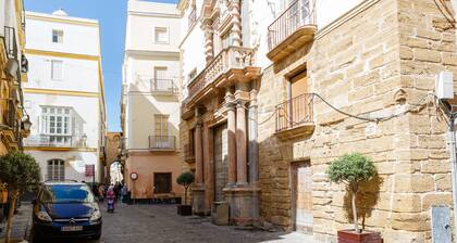 Catedral VIEW Apartment by Cadiz4Rentals