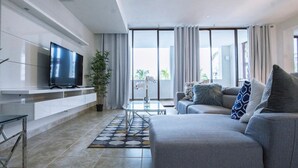 Villa de lujo, 3 habitaciones, balcón, vistas al mar | Zona de estar