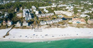 Beach nearby, sun loungers, beach towels