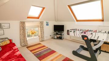 Cottage | 7 bedrooms, individually decorated, individually furnished, free WiFi