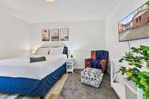 1 Schlafzimmer, Bügeleisen/Bügelbrett, kostenloses WLAN, Bettwäsche