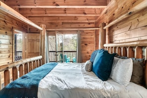 7 bedrooms, iron/ironing board, travel crib, free WiFi