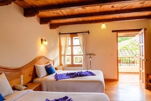 Standard Double Room | In-room safe, iron/ironing board, free WiFi