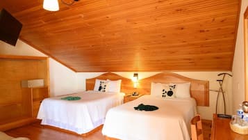 標準雙人房 | 房內夾萬、熨斗/熨衫板、免費 Wi-Fi