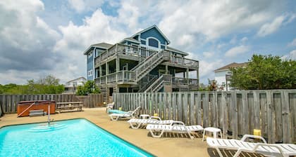 1426 - Pelican's Lantern, 6-bed 5.5-bath Corolla, NC, pet friendly, private pool