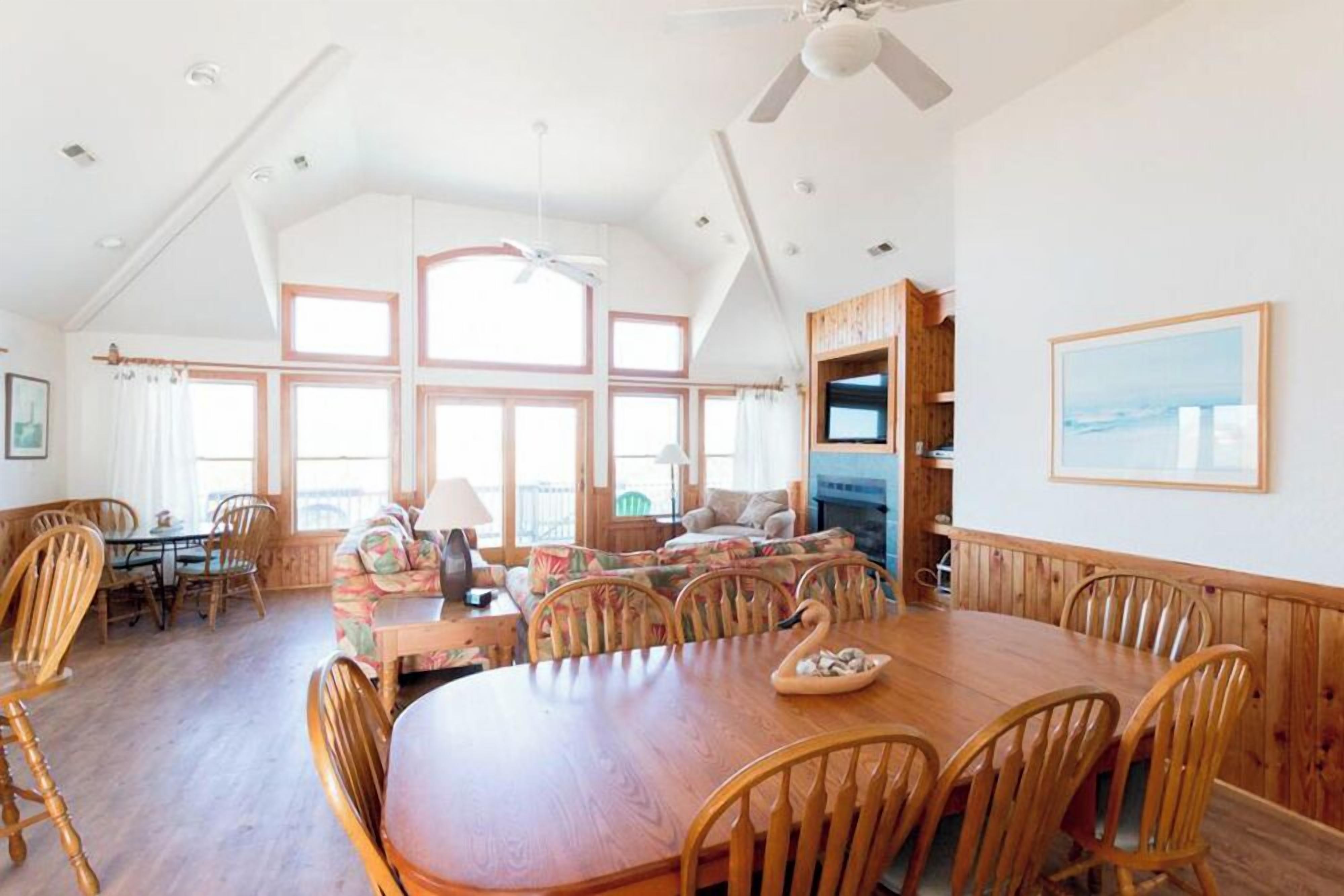 Télévision, cheminée, vidéothèque, chaîne hi-fi