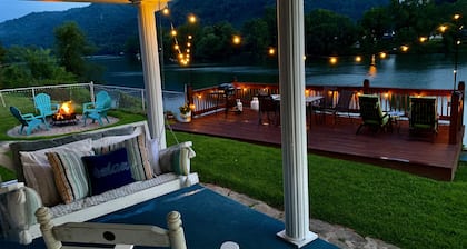 Riverfront-NO CLEANING FEE -3BR-NRG-Deck-Dock-Hike-Firepit-Pets-OK-Boat-Kayak