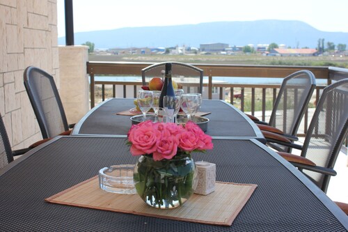 Guest House San Antonio-One Bedroom Apartment with Balcony no.2
