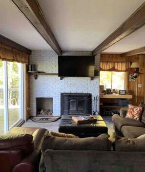 Smart TV, fireplace, foosball