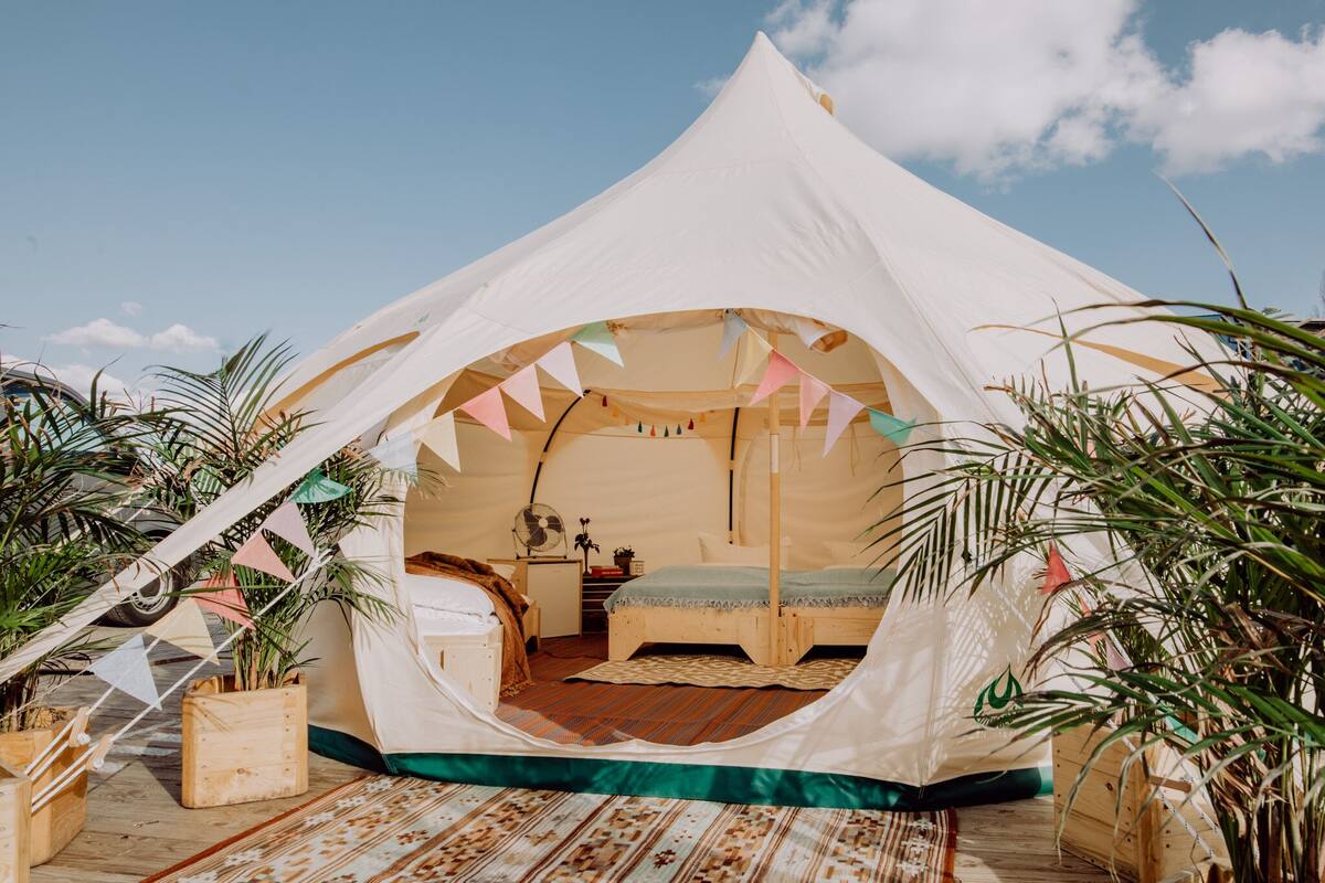 Standard Quadruple Room, Garden View, Beachfront | Travel crib, bed sheets