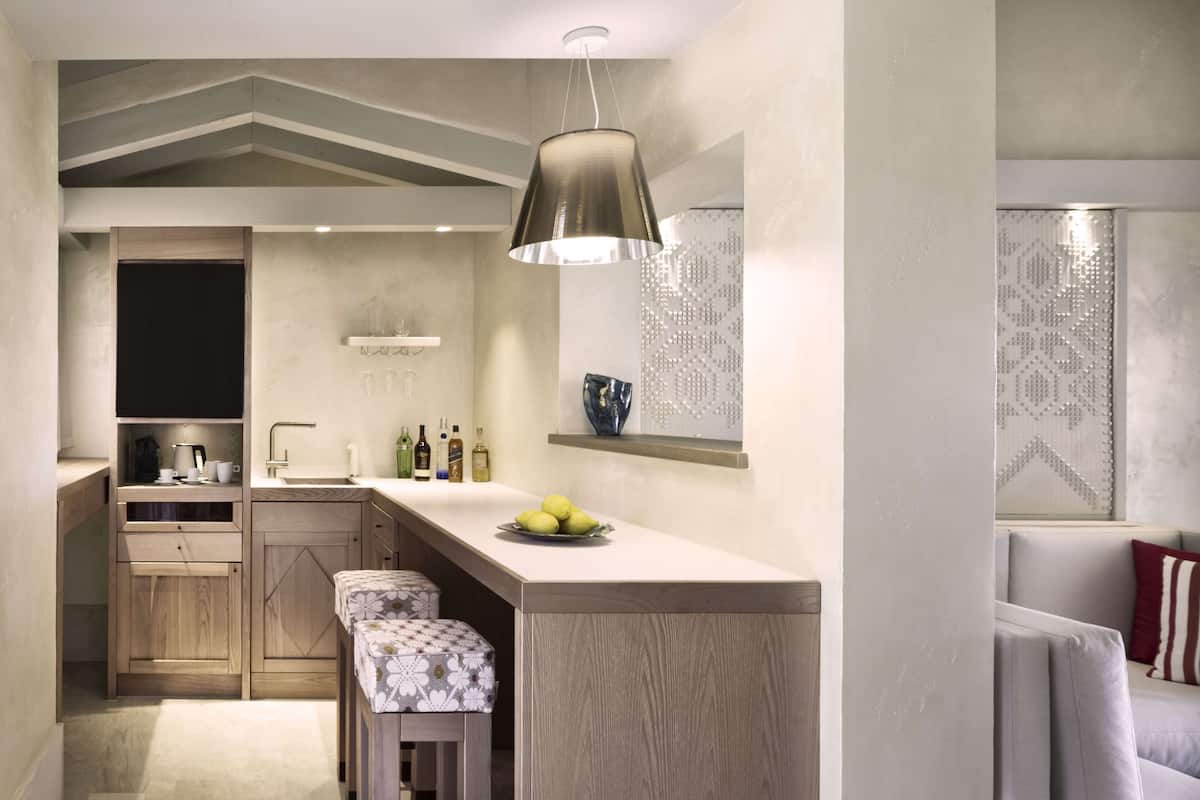 Suite, Poolblick, Adults Only 16+ | 1 bedroom, hypo-allergenic bedding, minibar, in-room safe
