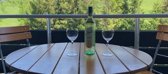 Beautiful maisonette vacation apartment for 2-5 people (with pool area)