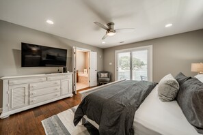 6 Schlafzimmer, Bügeleisen/Bügelbrett, kostenloses WLAN, Bettwäsche