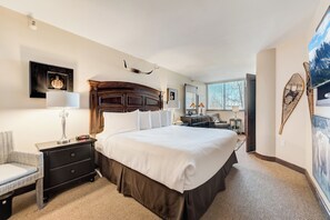 1 bedroom, desk, iron/ironing board, free WiFi - Silver King 402 | 150 Yards to Lifts | Fireplace | Kitchen | Mountain View | Pool & Hot Tub (Park City)