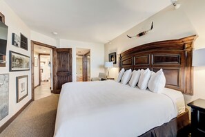 1 habitación, escritorio, tabla de planchar con plancha y wifi gratis