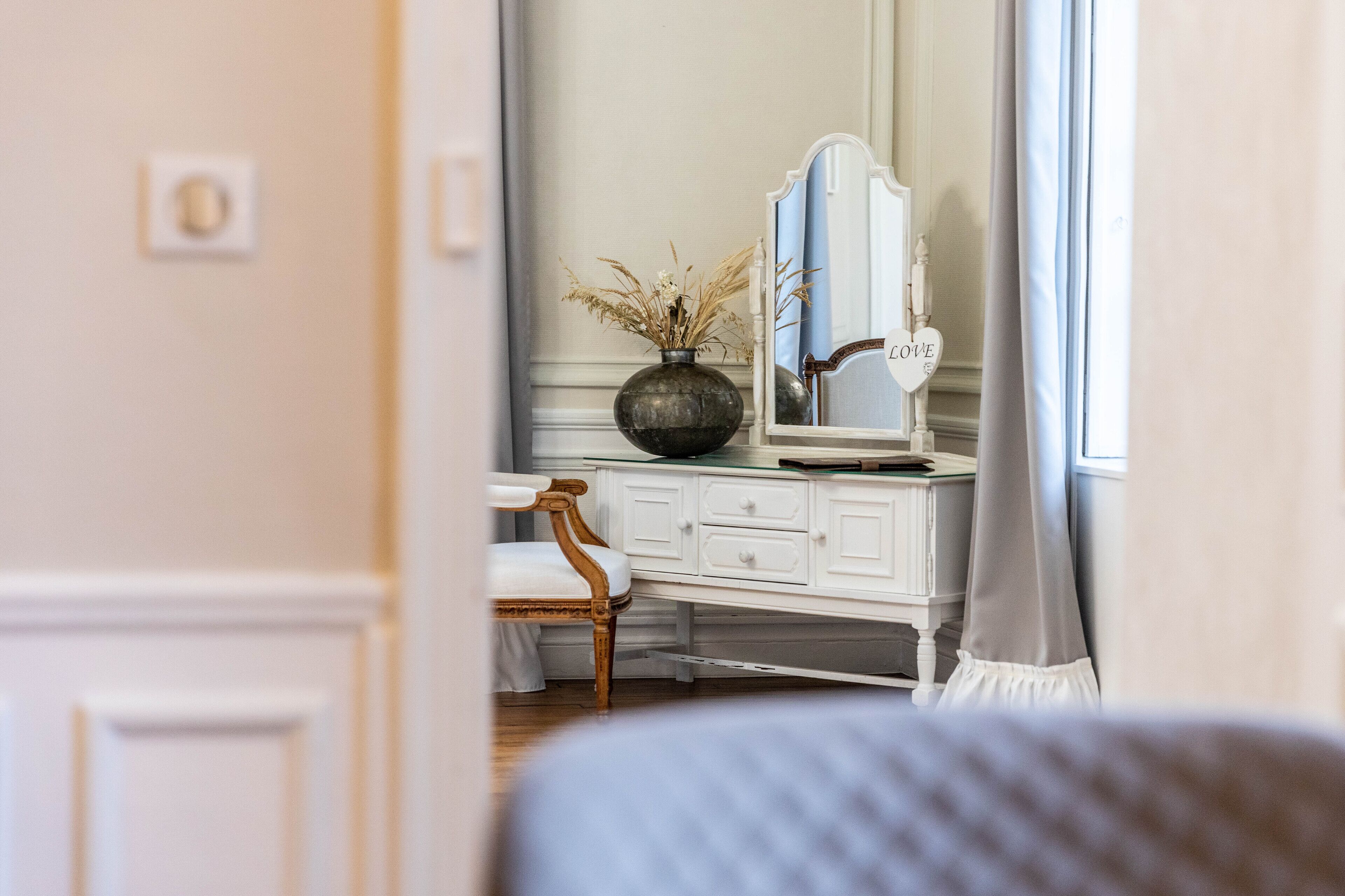 Premium Suite, Non Smoking | Minibar, in-room safe, blackout drapes, iron/ironing board