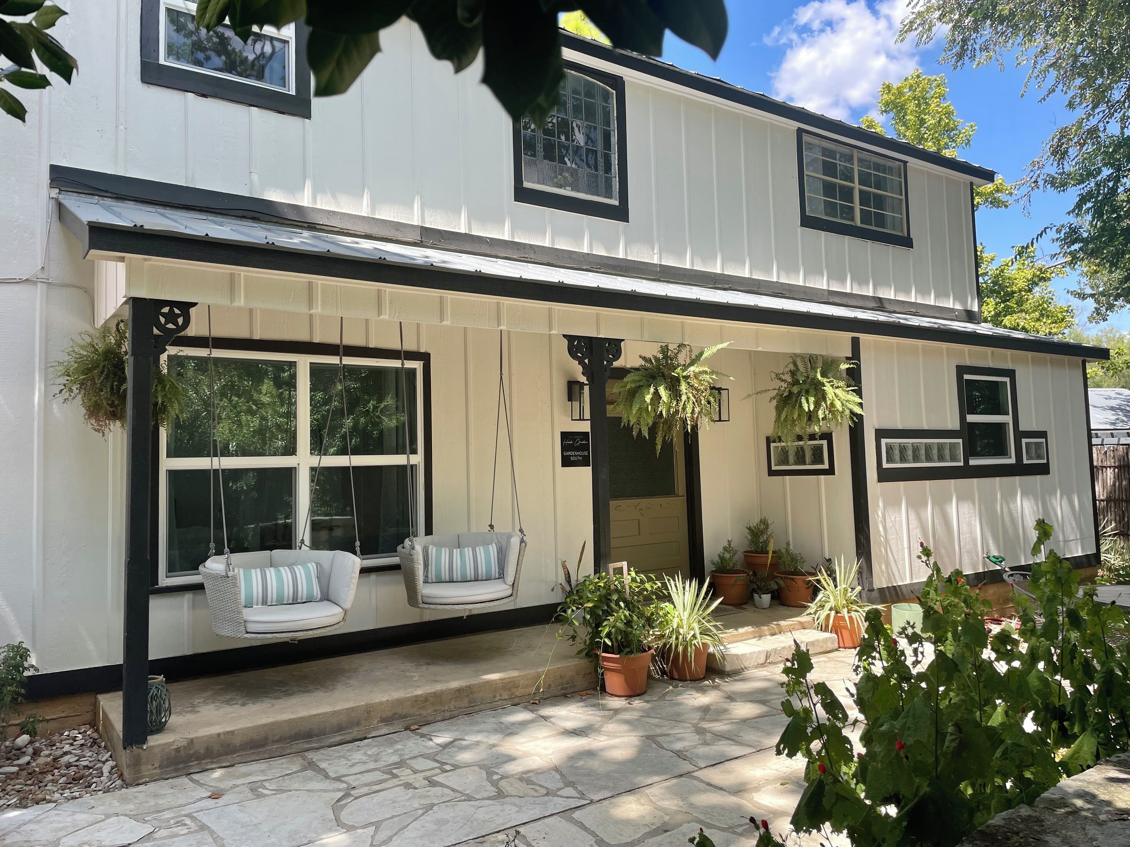 Fachada de la propiedad