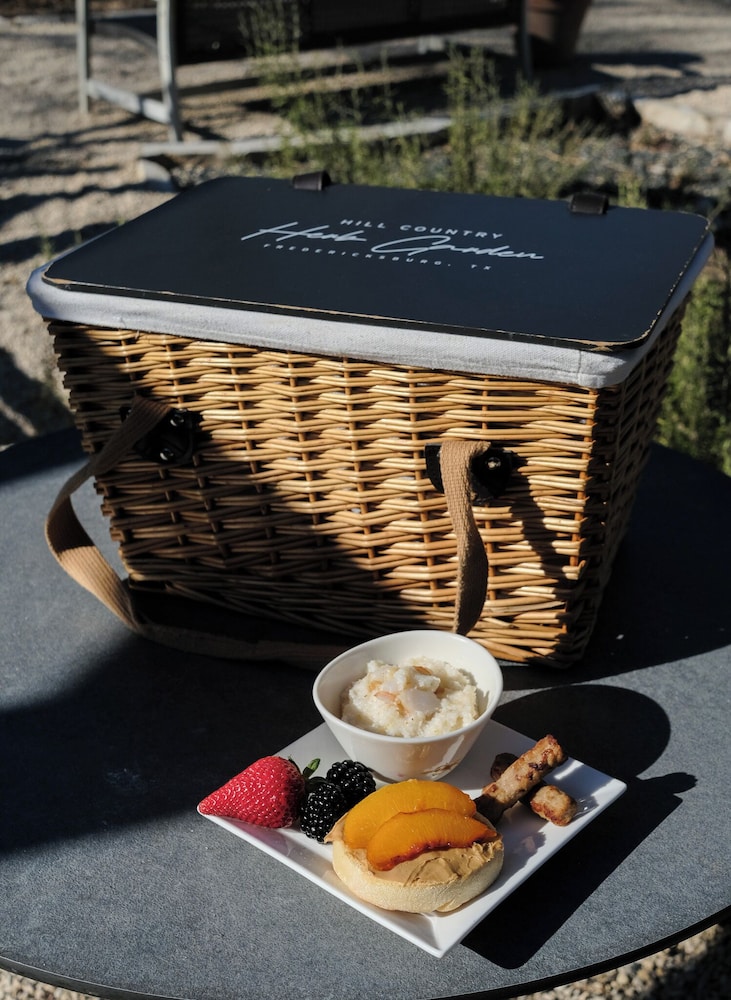 Hill Country Herb Garden Lodging by null