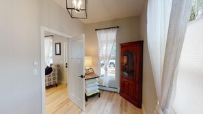 Interior - Completely Remodeled Historic Downtown Durango Beauty - 2 Blocks from Main Ave! (Durango)