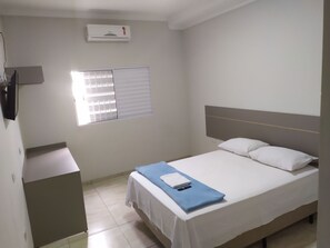 Wifi gratis y ropa de cama 