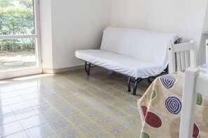 TV - M080 - Marcelli, three-room apartment with garden at Residence MareVerde (Marcelli)