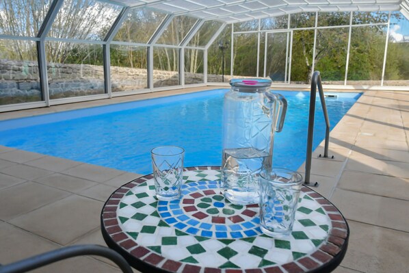 Innenpool, beheizter Pool