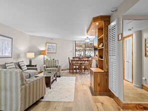 Smart-tv, pejs, dvd-afspiller