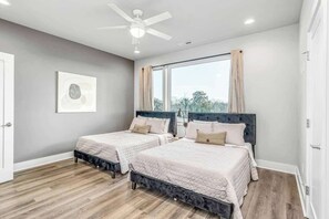 4 Schlafzimmer, Bügeleisen/Bügelbrett, WLAN, Bettwäsche