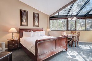1 habitación, tabla de planchar con plancha, wifi gratis y ropa de cama 