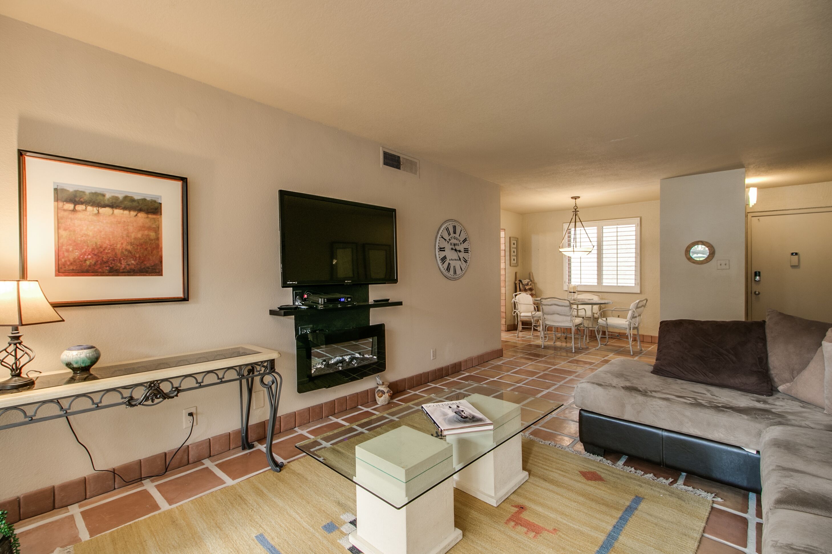 Charming 1-Bdrm Condo steps to Old Town Scottsdale!