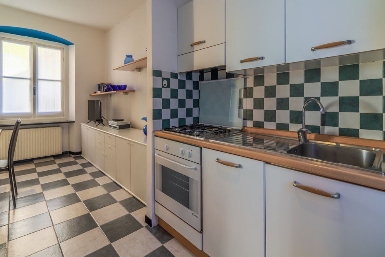 Fridge, microwave, dishwasher, toaster