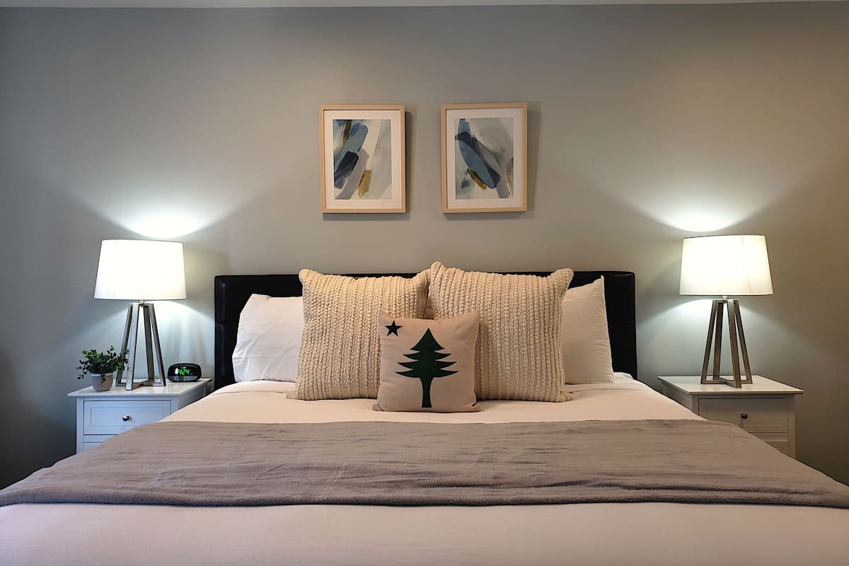 Hypo-allergenic bedding, pillowtop beds, blackout drapes