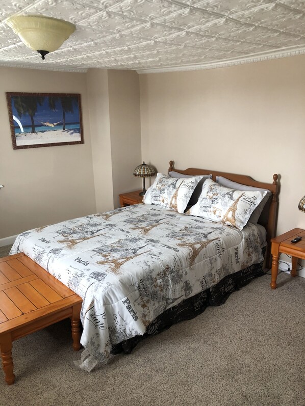 4 bedrooms, WiFi, bed sheets