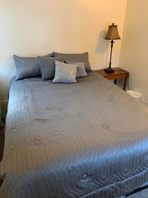 Room - Cozy 3-bedroom house for your family to enjoy and relax (Wausau)