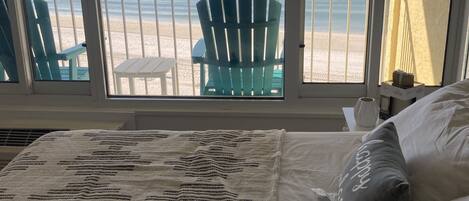 1 dormitori, planxa i posts de planxar, wifi gratuïta i roba de llit