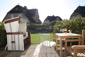 صورة غير مصنفة، 3 من 24، زرّ