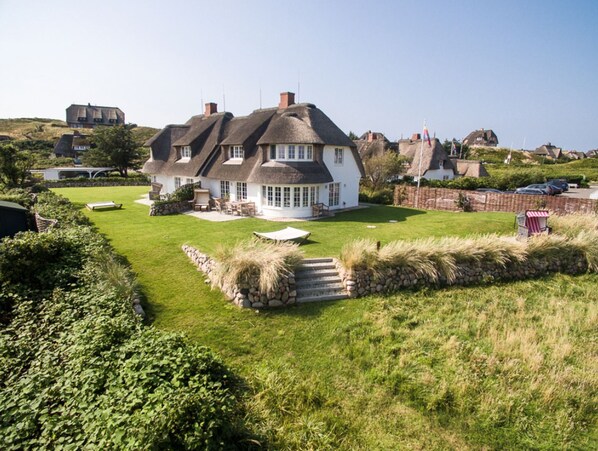 Immagine non classificata, 1 di 16, pulsante