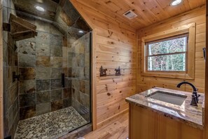House, 4 Bedrooms | Bathroom | Towels - Mountain Nirvana by Escape to Blue Ridge (Ellijay)