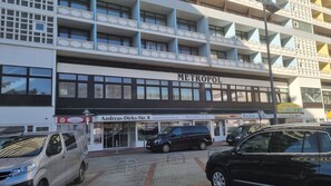 Exterior - House Metropol App.103 - 1 room apartment with sea view in the house Metropol in (Sylt)