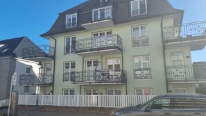 Nicht klassifiziertes Bild, 3 von 9, Schaltfläche