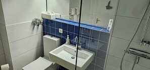 Unclassified image, 5 of 8, button