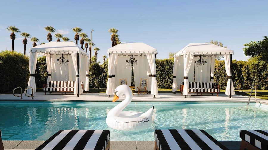 Hotel El Cid by AvantStay – Mid-Century Charm with Poolside Cabanas