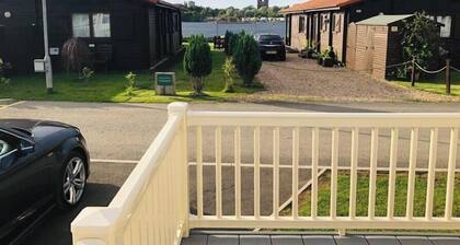 4 bedroom holiday home Tattershall Lakes