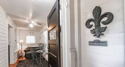 Beautiful Historic Cottage, Rendezvous
