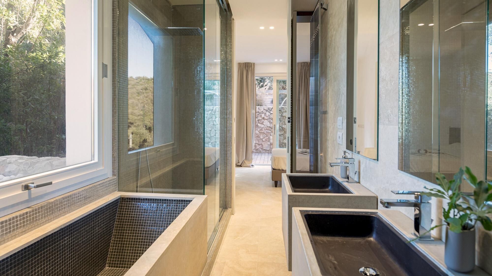 4 bedrooms